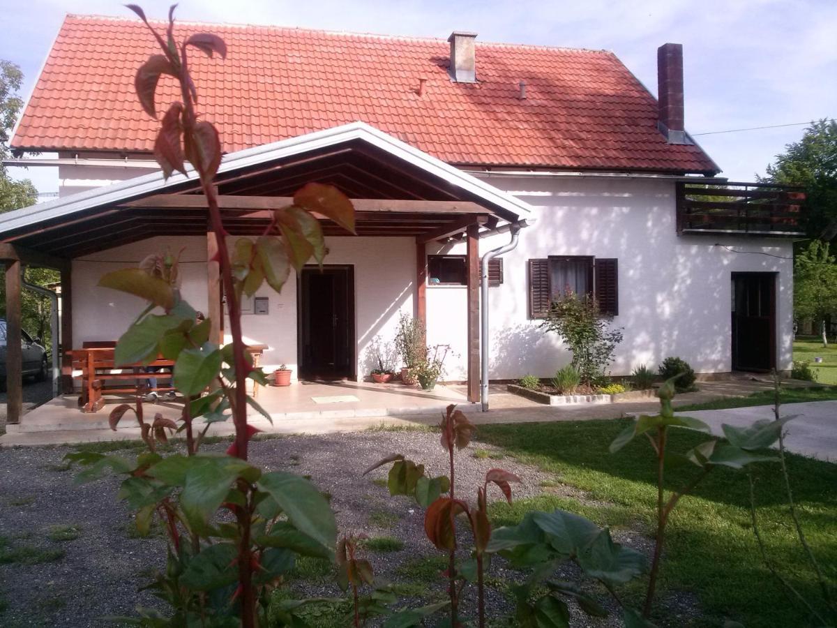 Apartments With A Parking Space Smoljanac, Plitvice - 12345 外观 照片